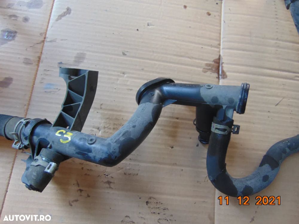 Carcasa termostat citroen c3 Picasso c4 407 berlingo dezmembrez - 3