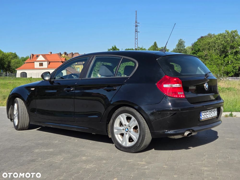 BMW Seria 1 116i - 6