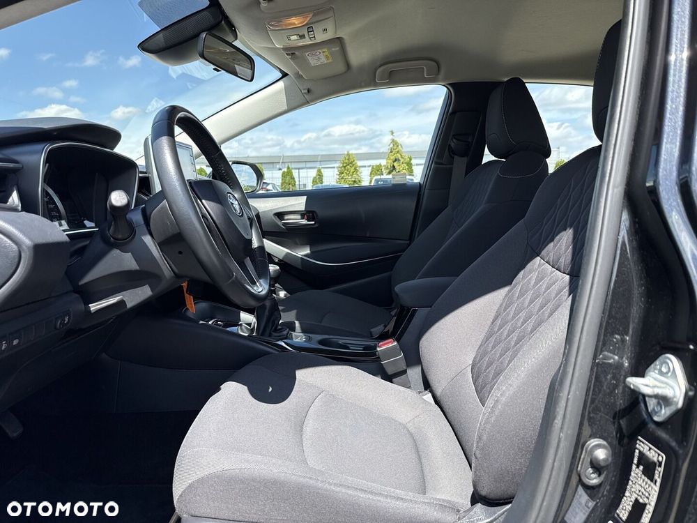 Toyota Corolla - 17