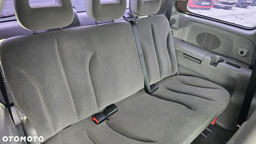 Chrysler Grand Voyager 2.8 CRD Executive LX S&G - 13