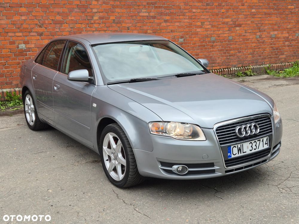 Audi A4 Limousine - 2
