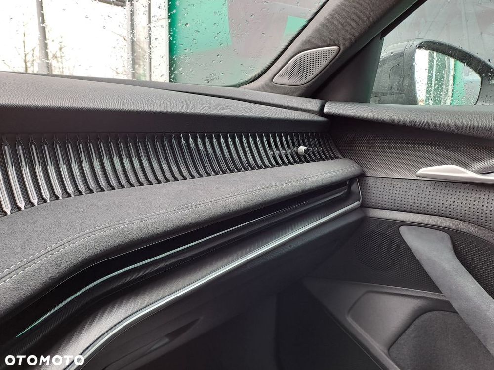Skoda Superb 2.0 TDI SCR 4x4 Sportline DSG - 21