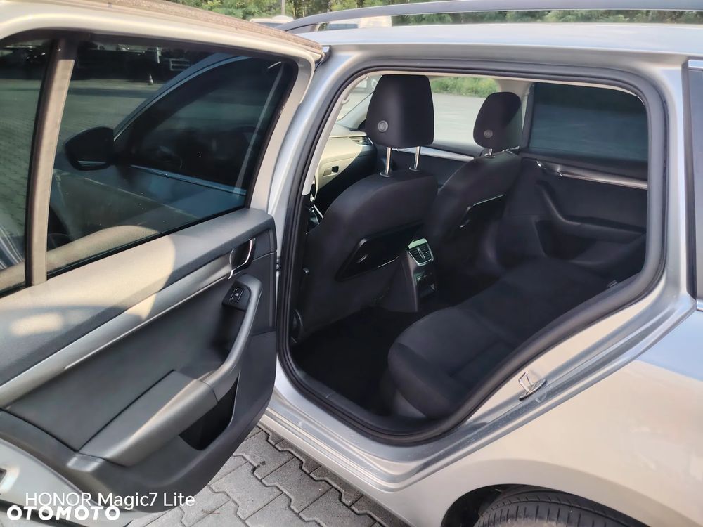 Skoda Octavia 2.0 TDI 4x4 Style - 11