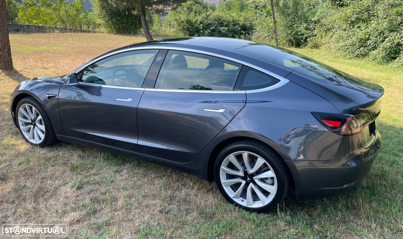 Tesla Model 3 Long-Range Dual Motor AWD - 3