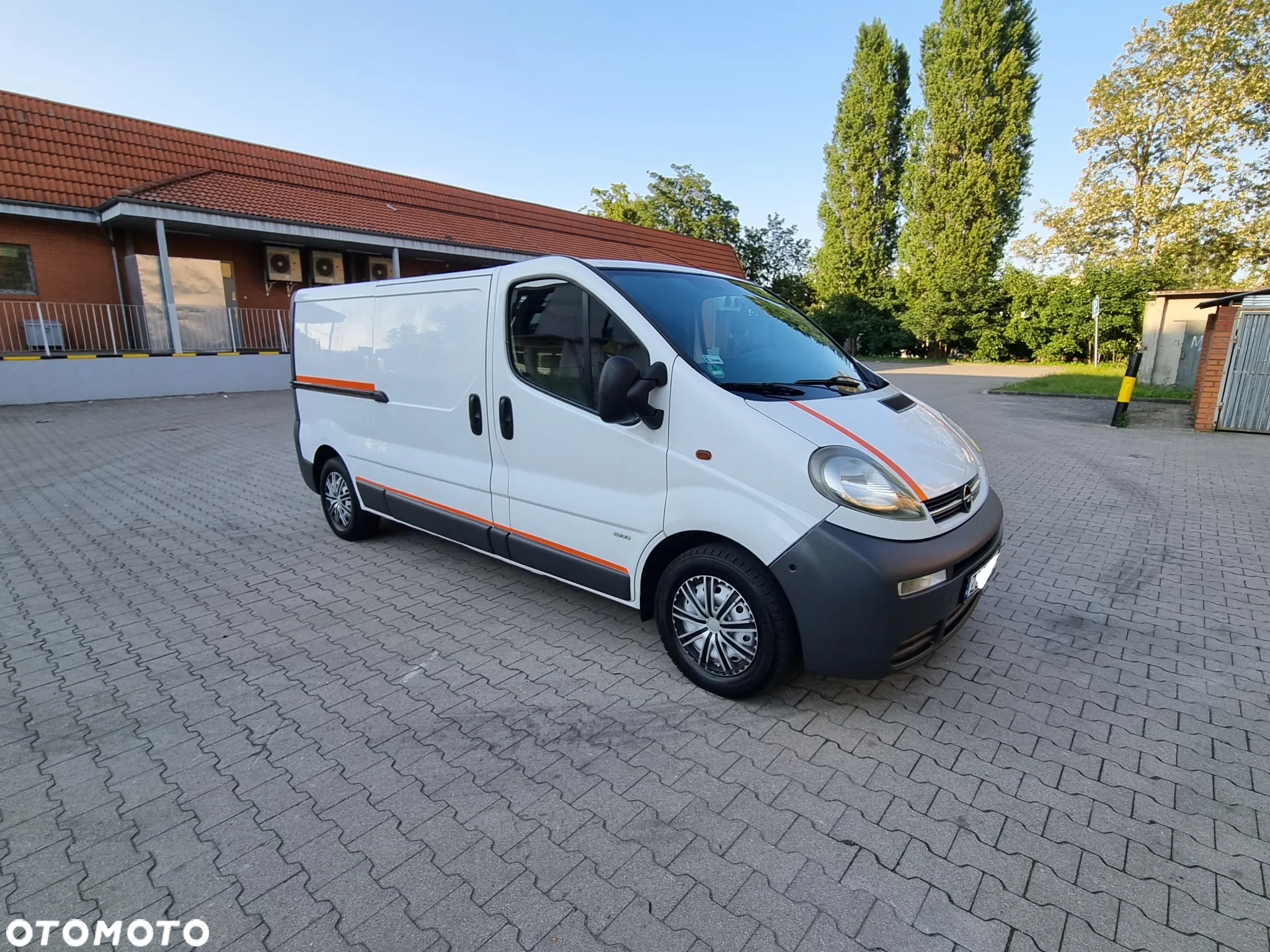 Opel Vivaro - 2