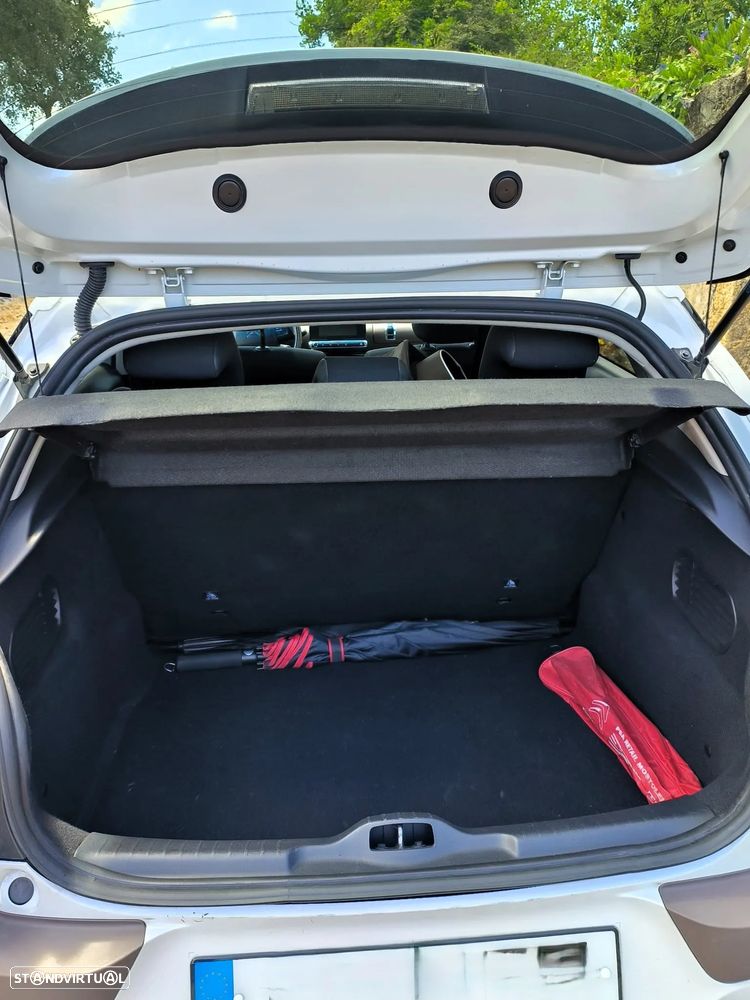 Citroën C4 Cactus VTi 82 Shine - 15