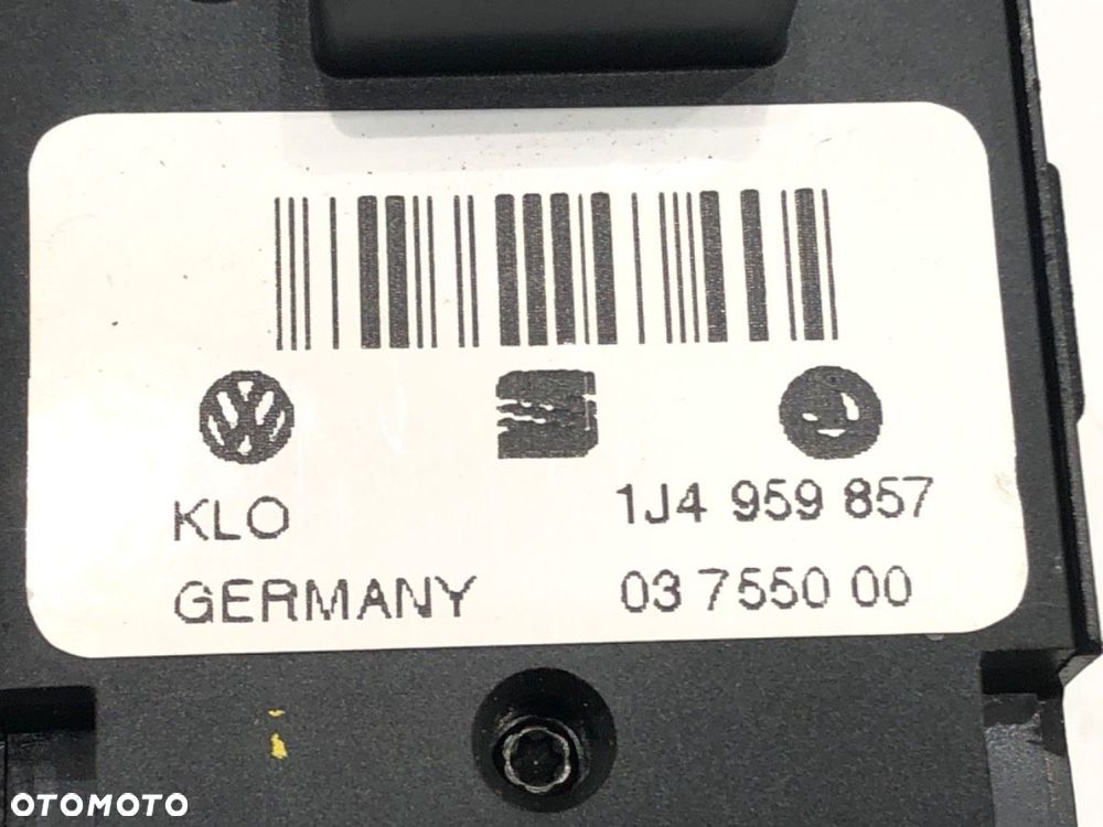 PRZEŁĄCZNIK SZYB  VW PASSAT B5 Variant (3B5) 1997 - 2001 2.8 V6 142 kW [193 KM] benzyna 1997 - - 4