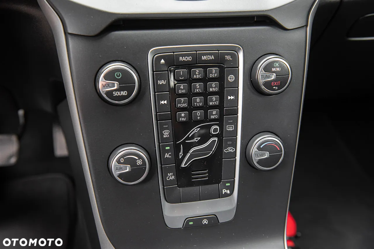 Volvo V40 - 22