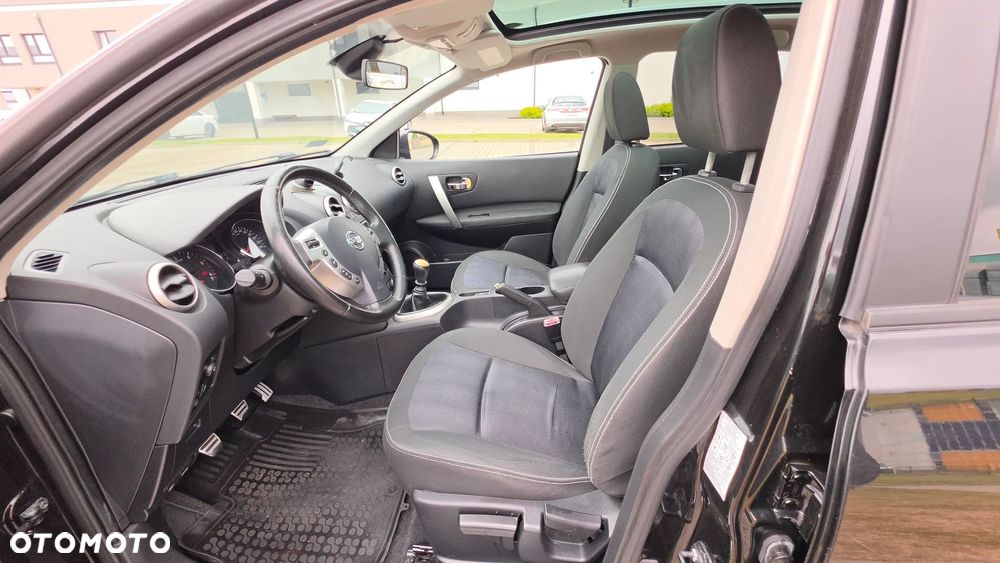 Nissan Qashqai+2 - 8