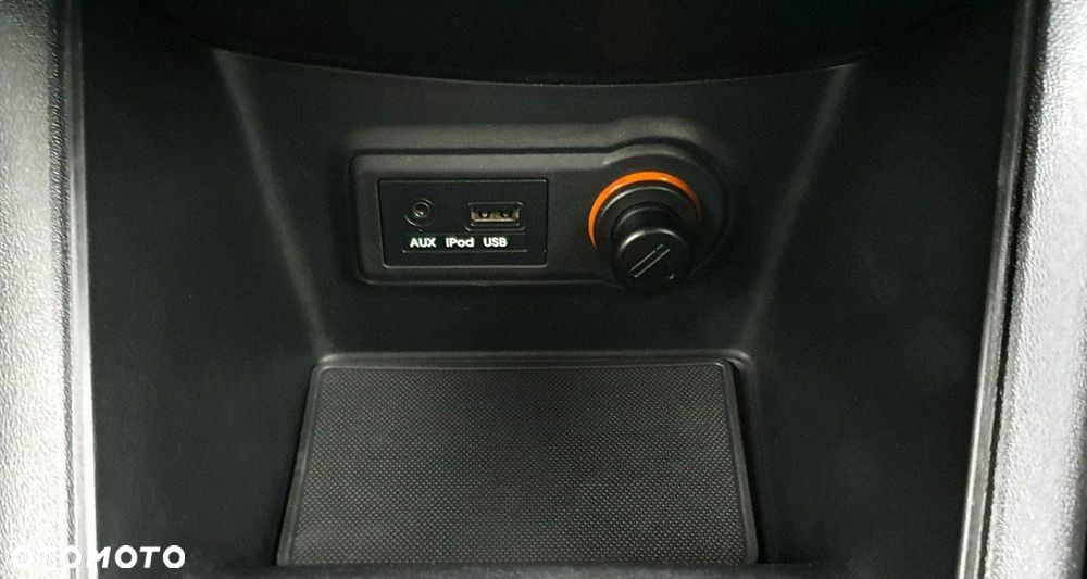 Kia Venga - 15