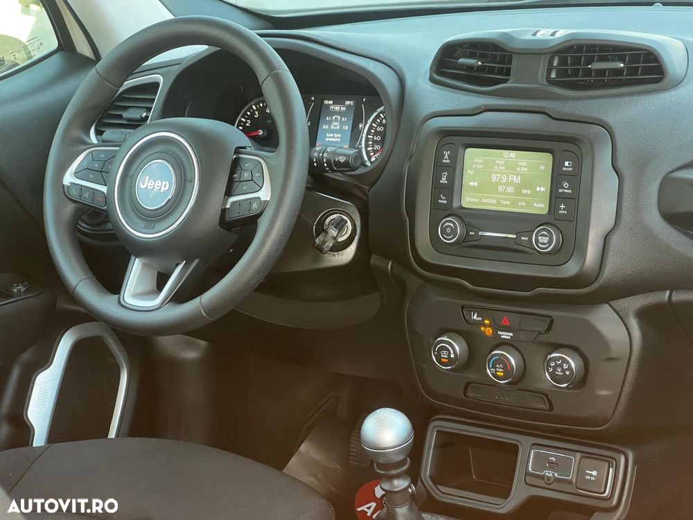 Jeep Renegade - 8