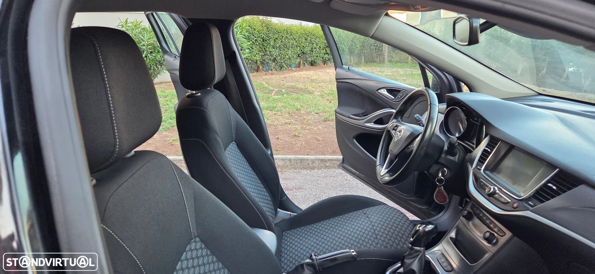 Opel Astra Sports Tourer 1.6 CDTI Edition S/S - 16
