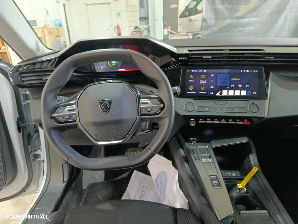 Peugeot 308 1.6 Hybrid Active Pack e-EAT8 - 8