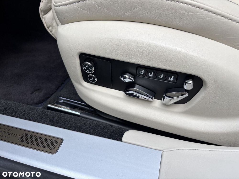 Bentley Flying Spur - 39