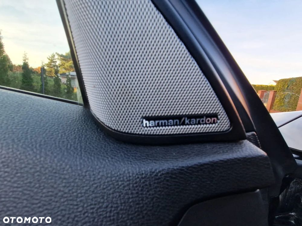 Mercedes-Benz Klasa E 350 CDI DPF Coupe BlueEFFICIENCY 7G-TRONIC Avantgarde - 17