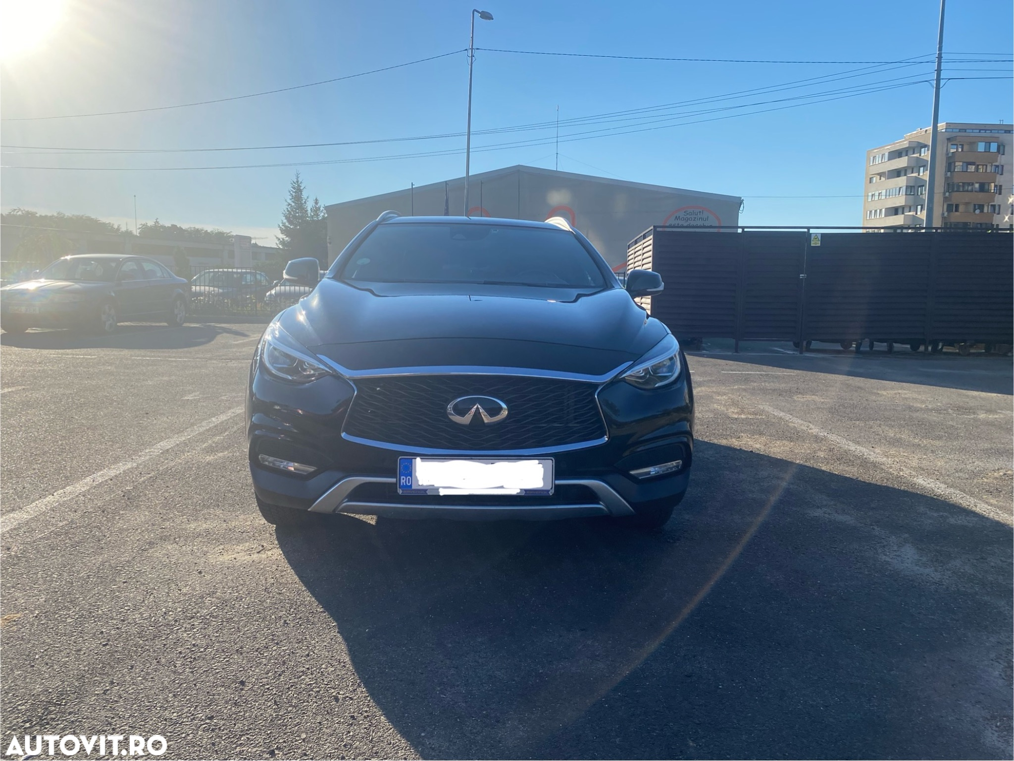 Infiniti QX30 2.2d DCT AWD Premium - 2