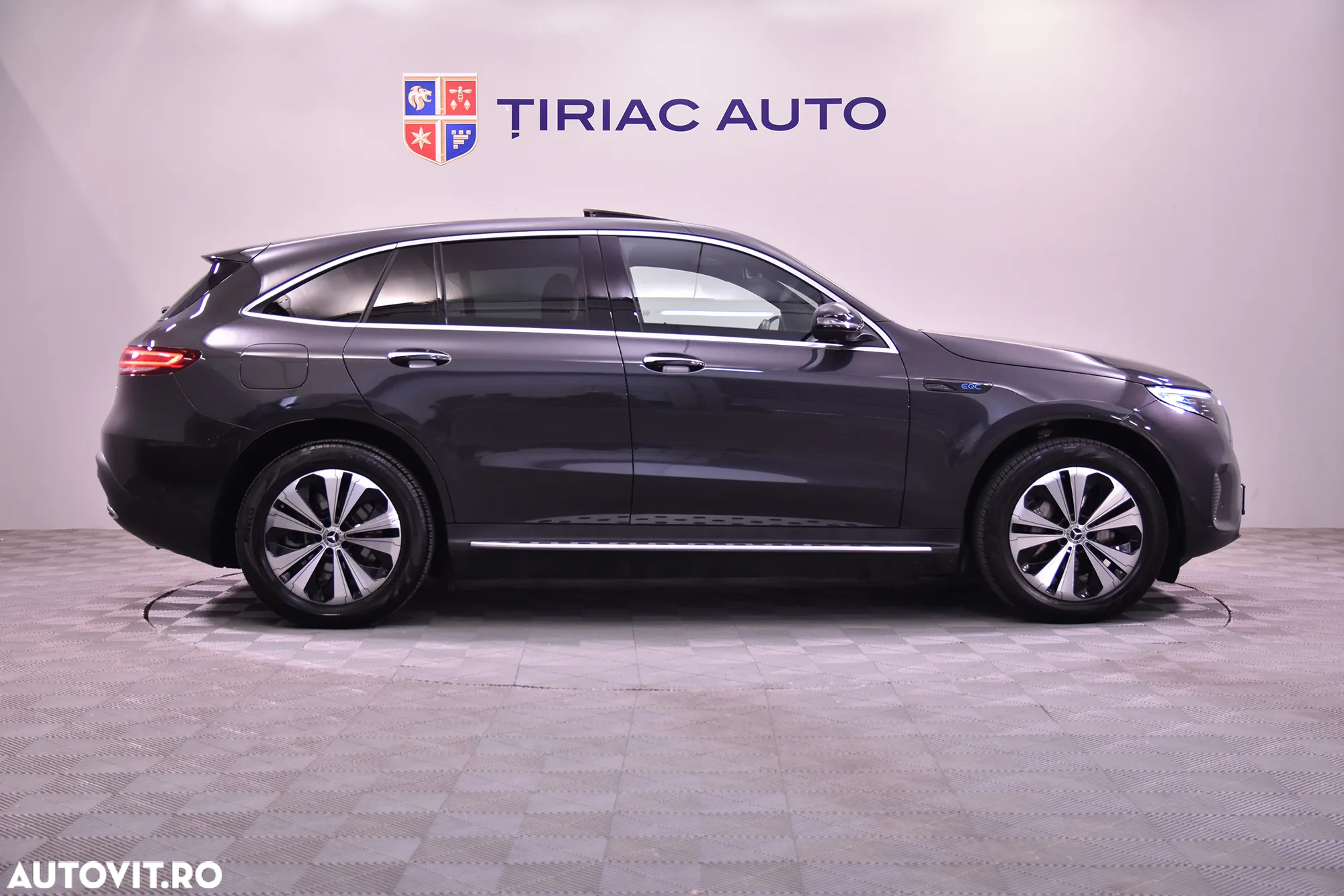Mercedes-Benz EQC 400 4MATIC - 6