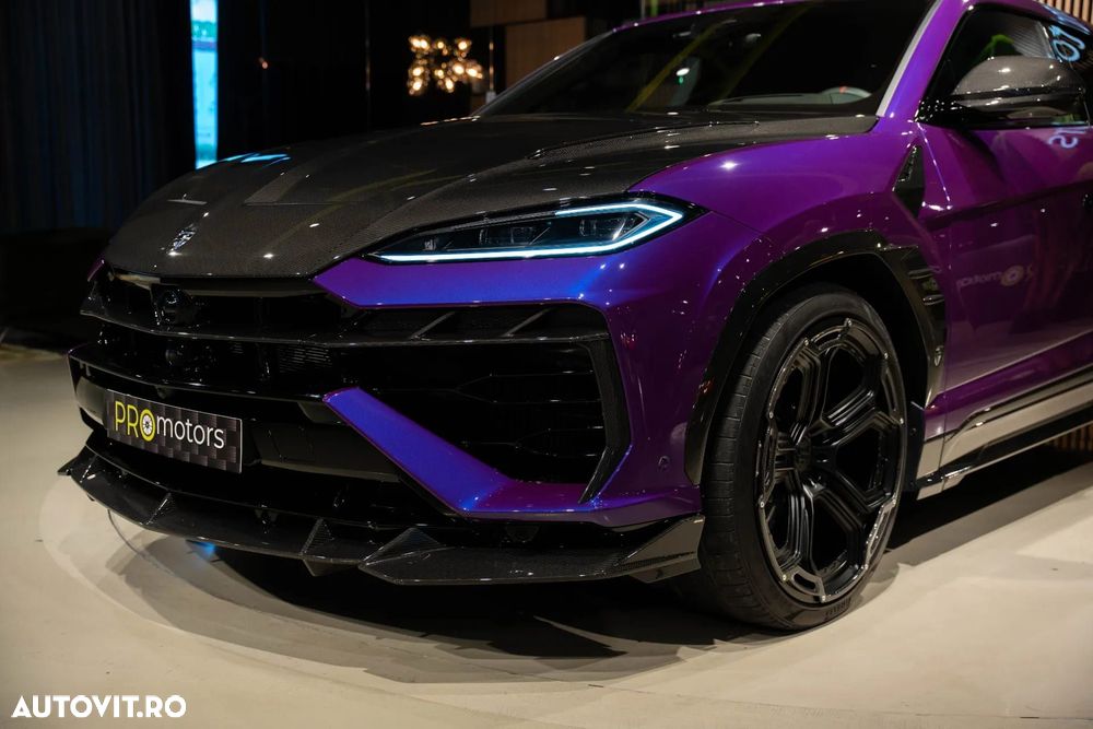 Lamborghini URUS - 8