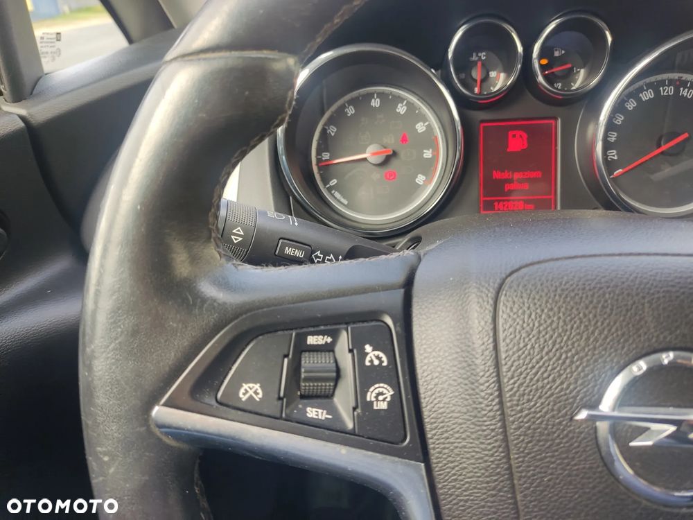 Opel Astra 1.4 Turbo Active - 10