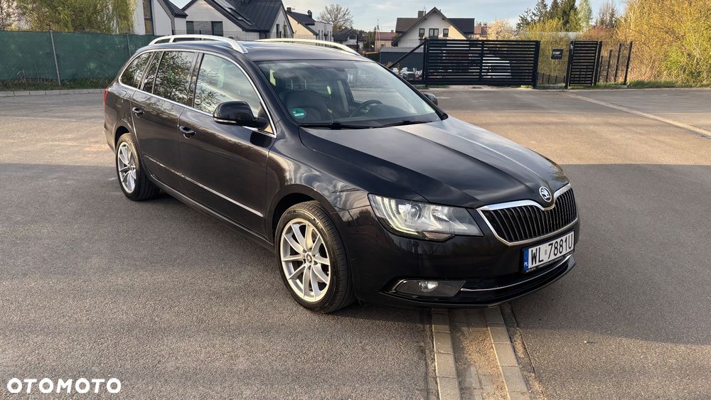 Skoda Superb 2.0 TDI DSG Elegance - 2