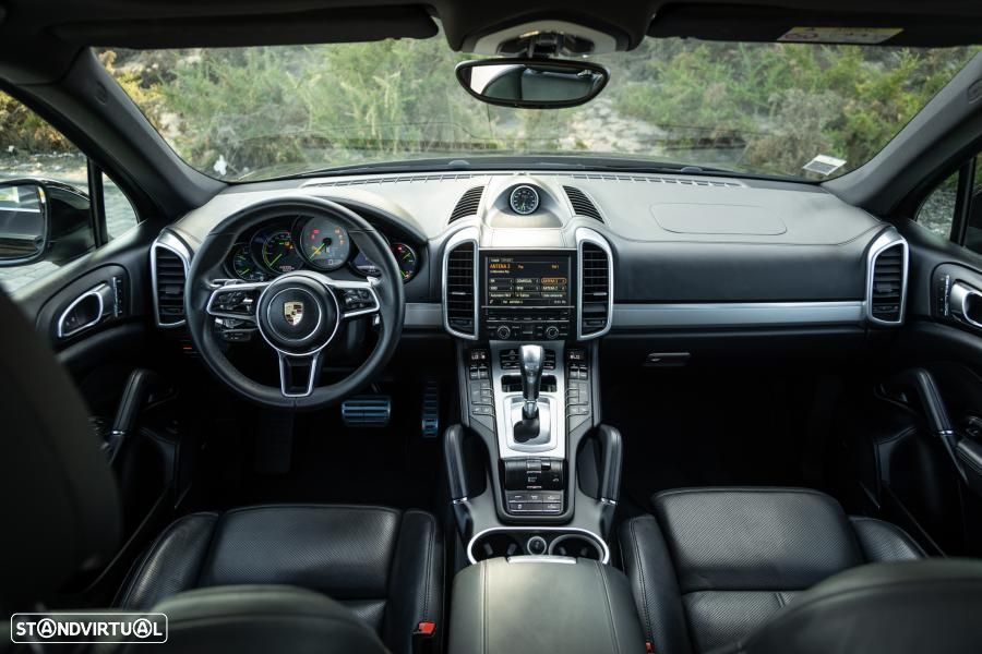 Porsche Cayenne S E-Hybrid - 17