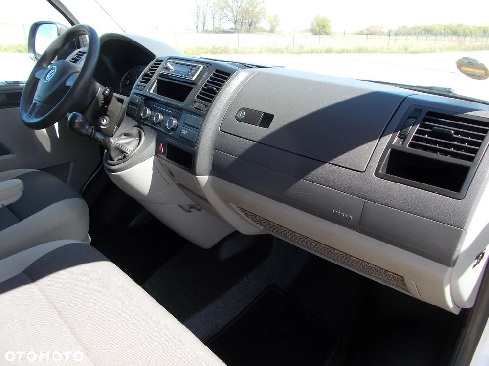 Volkswagen Transporter - 14