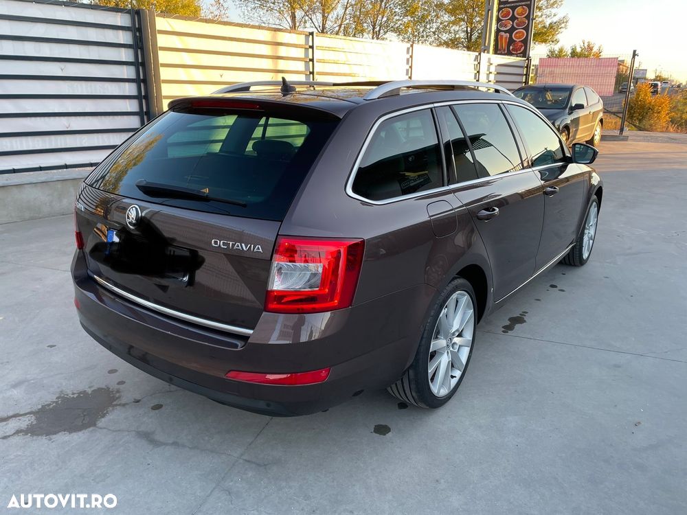 Skoda Octavia 1.6 TDI DSG Ambition - 16