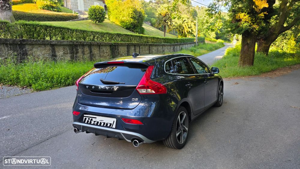 Volvo V40 1.6 D2 R-Design Powershift - 4