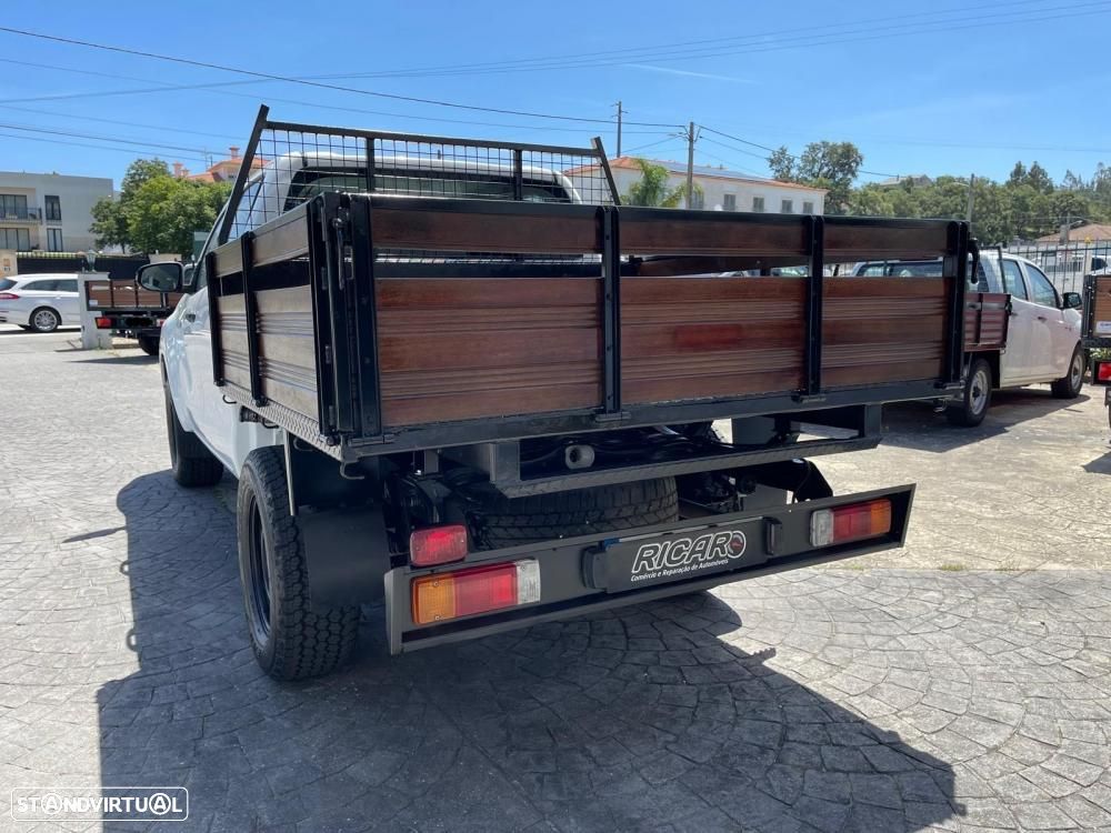 Toyota Hilux HILUX VIII 2.4 D (150CV) - 6