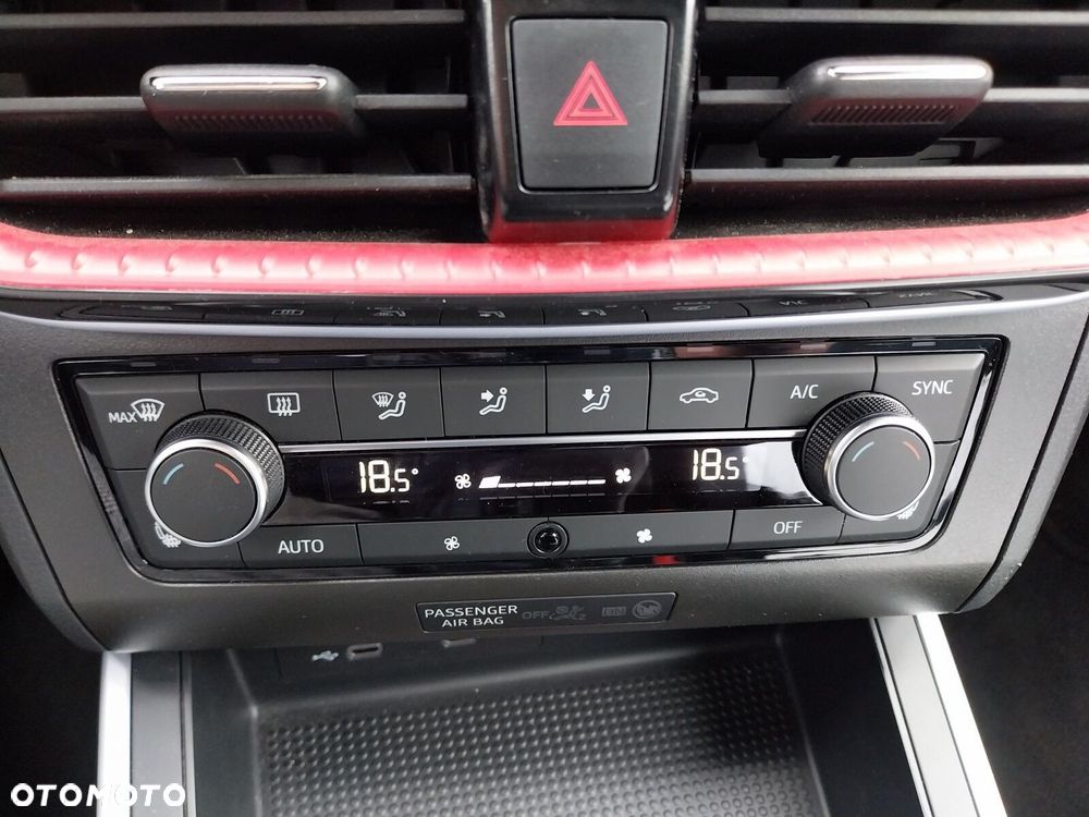 Seat Arona - 26