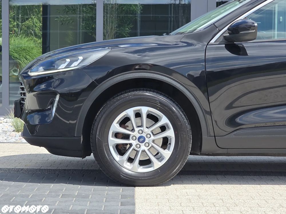 Ford Kuga 2.0 EcoBlue FWD Titanium - 31