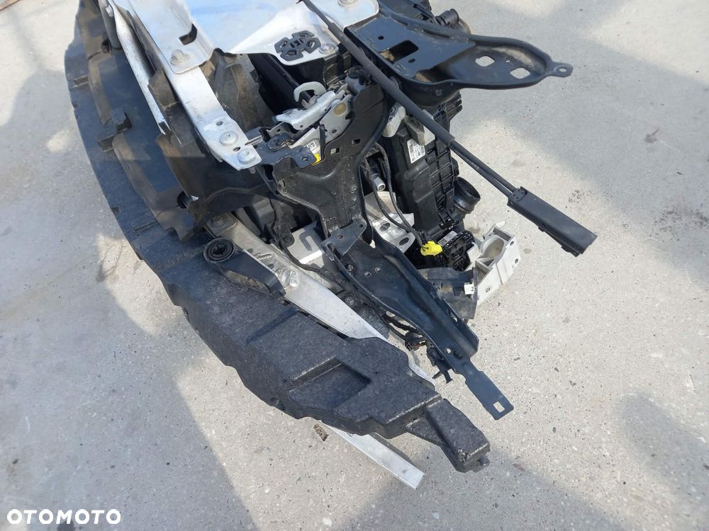 PAS PRZEDNI WZMOCNIENIE CHŁODNICE BMW 3 G20 G21 - 4