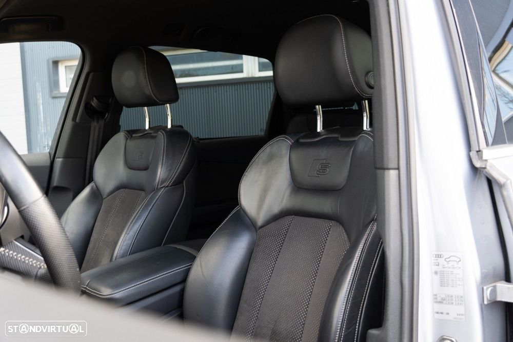 Audi Q7 3.0 V6 TDi quattro S-line Tiptronic - 29