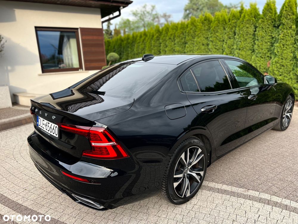 Volvo S60 B4 B R-Design - 22