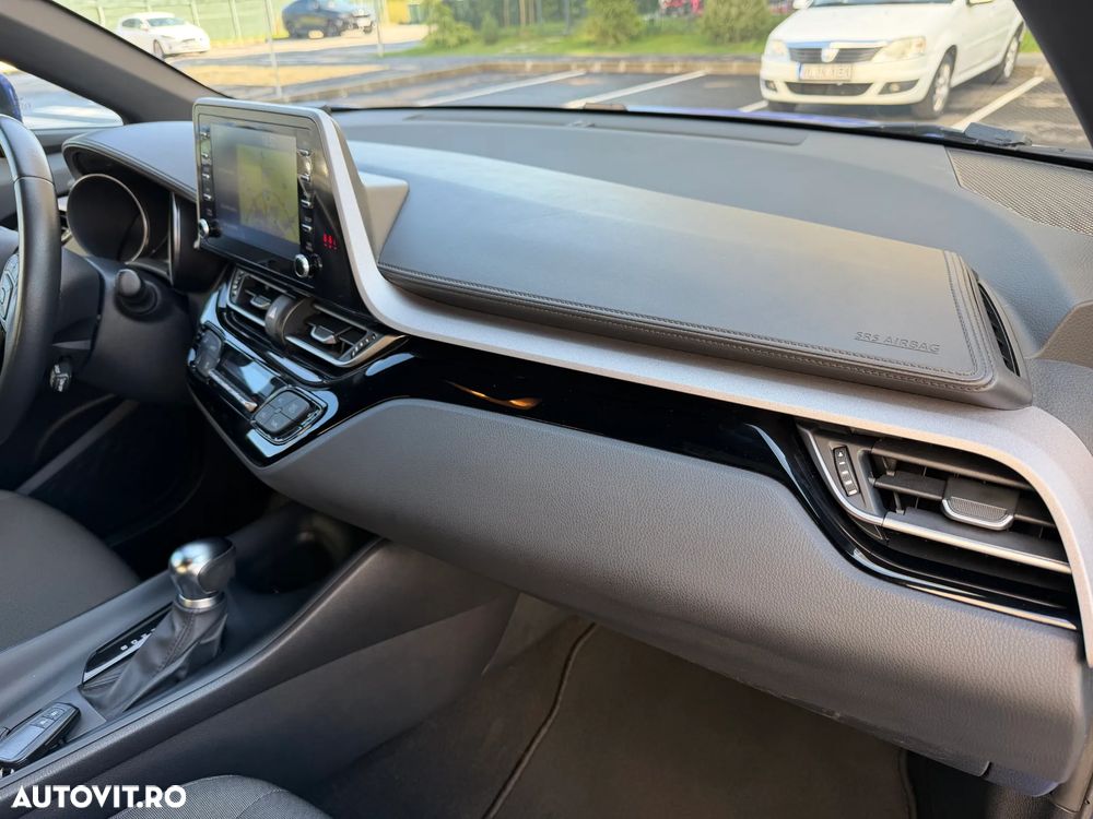 Toyota C-HR Business-Edition - 25