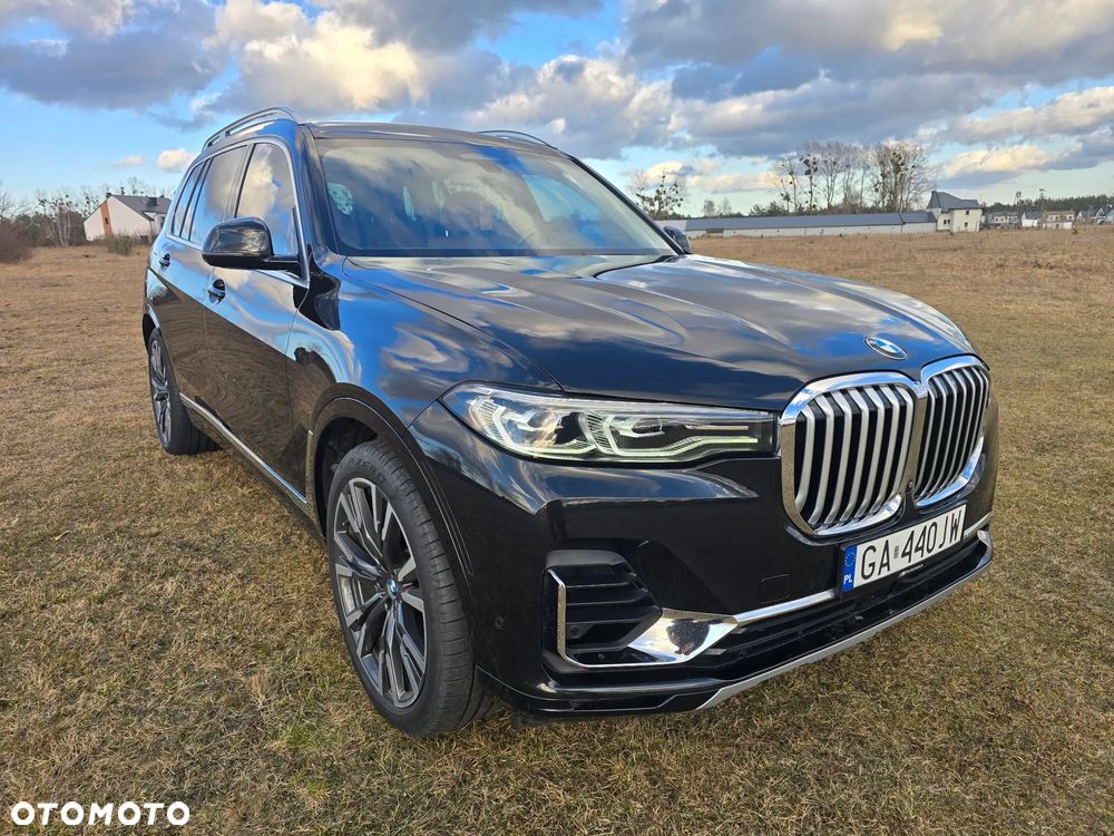 BMW X7 M50i - 11