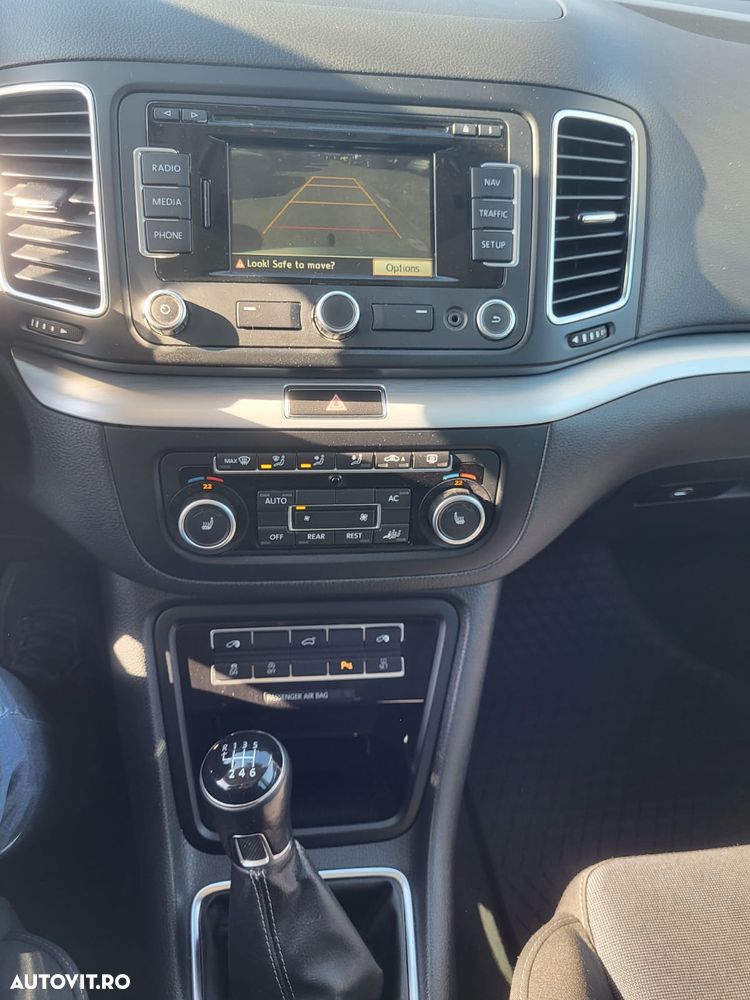 Volkswagen Sharan - 9