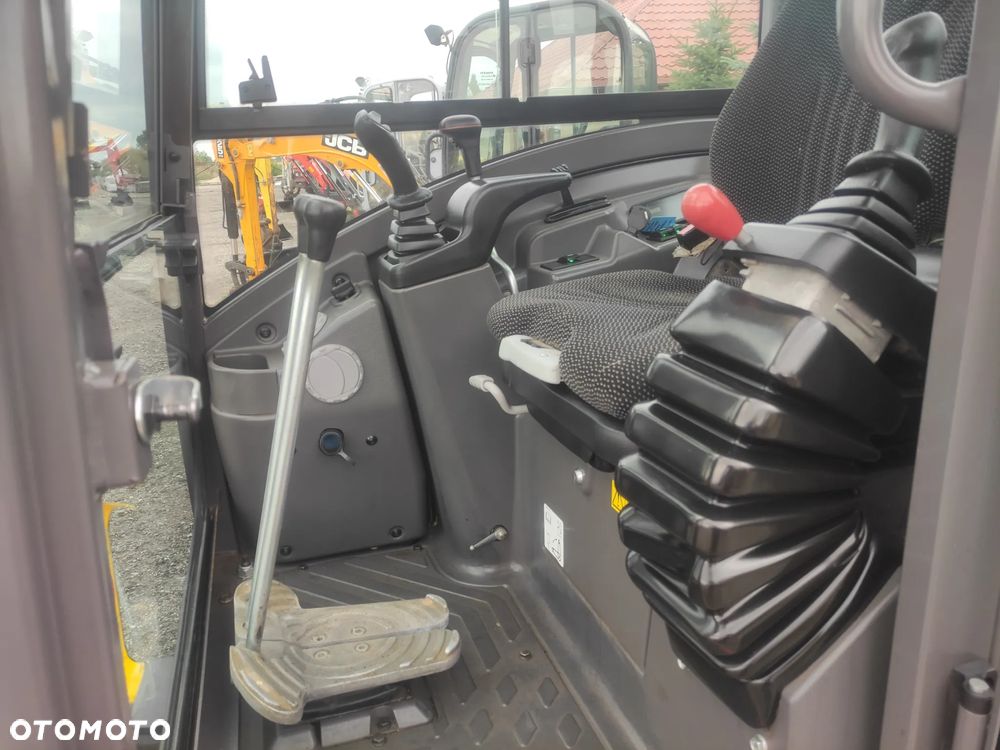 Volvo ECR 25 D  Kubota CAT Yanmar Takeuchi Neuson Wacer - 27