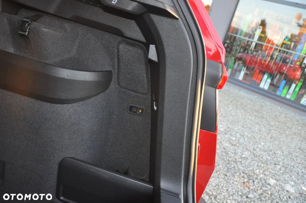 Skoda Karoq 2.0 TDI SCR DSG Ambition - 32