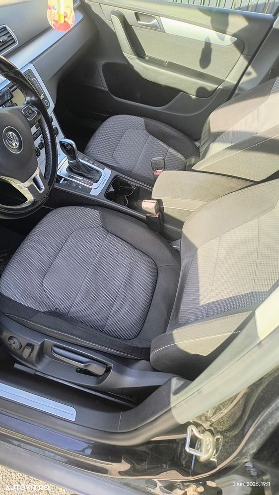 Volkswagen Passat - 5
