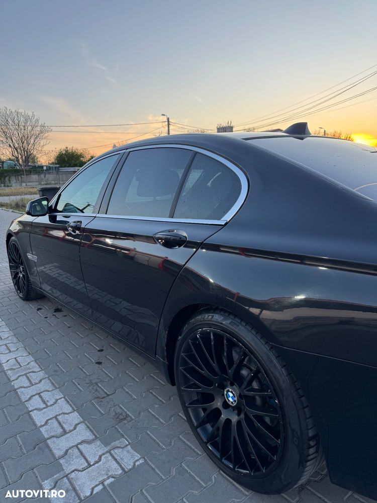 BMW Seria 7 730d Aut. - 7