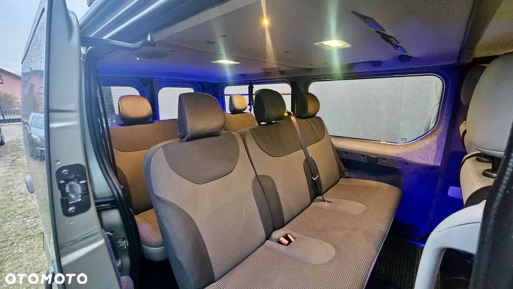 Opel Vivaro L2H1 2.9t - 11