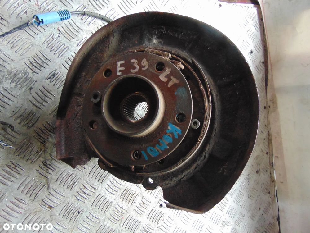 Zwrotnica bmw e39 Lewy tył kombi - 1