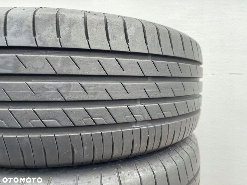 215/55/18 95H GOODYEAR EFFICIENT GRIP PERFORMANCE - 2