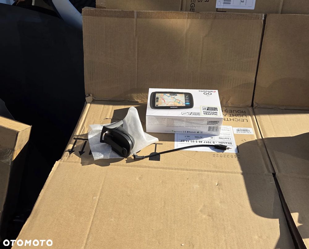 Nawigacja TomTom GO 40 Podstawka Opel Flexdock z systemem nawigacji Tomtom Go 40 39021599 39021602 - 1