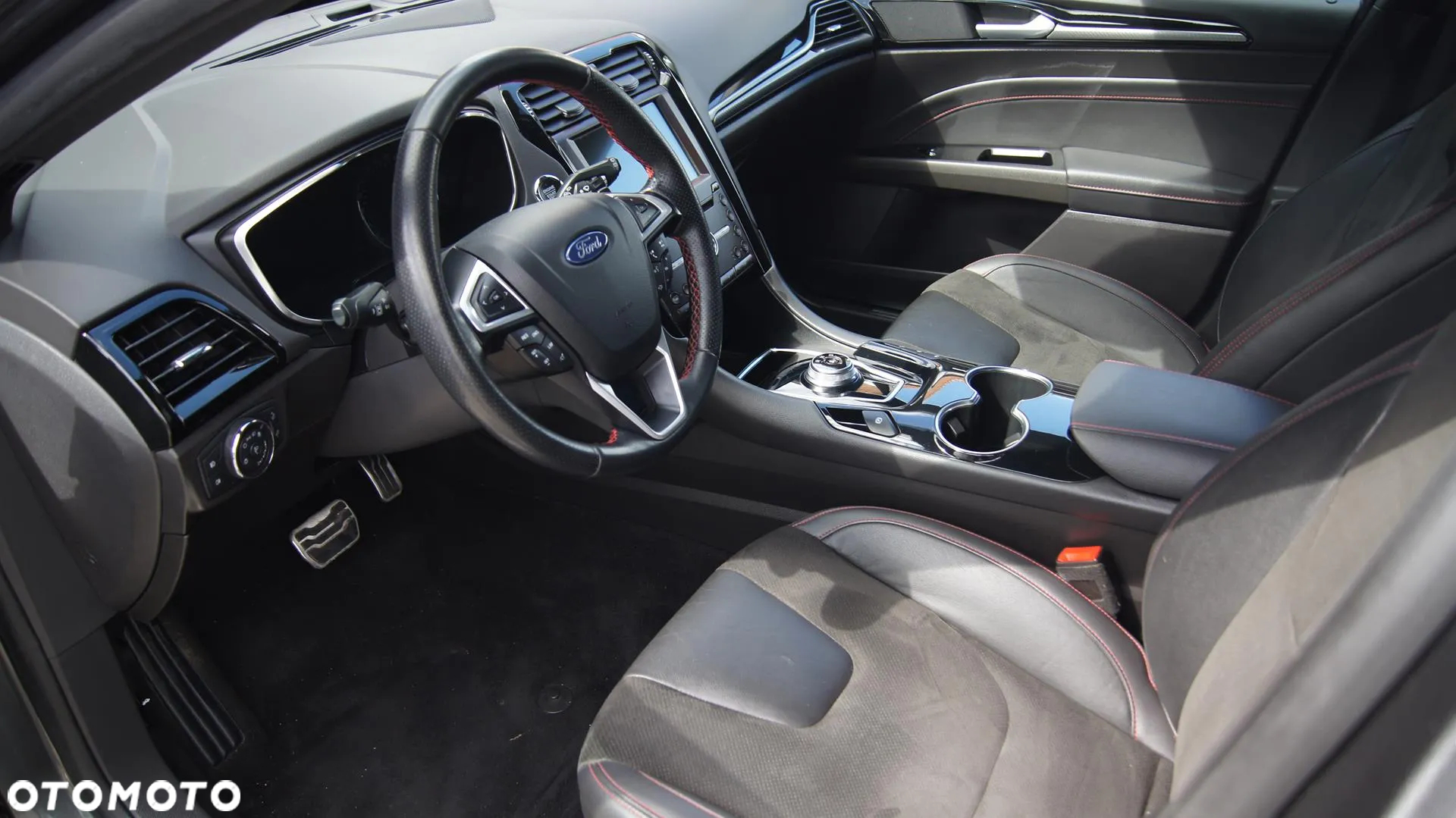 Ford Mondeo 2.0 EcoBlue ST-Line Plus - 12