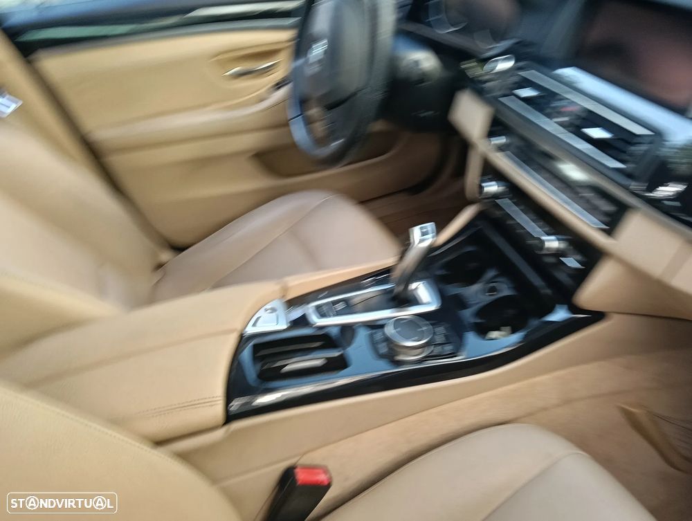 BMW 518 d Aut. Luxury Line - 7