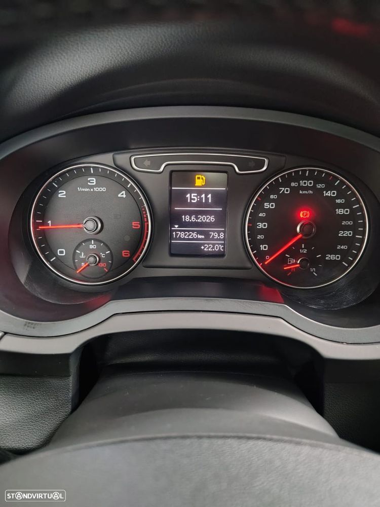 Audi Q3 2.0 TDI - 16