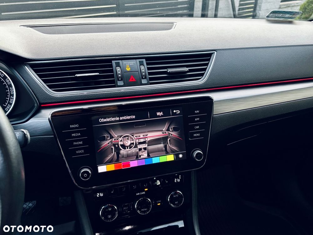 Skoda Superb Combi 2.0 TDI Style - 14