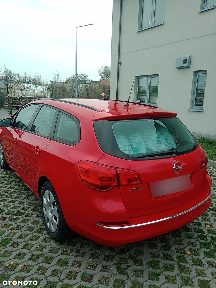 Opel Astra 1.6 Essentia - 6